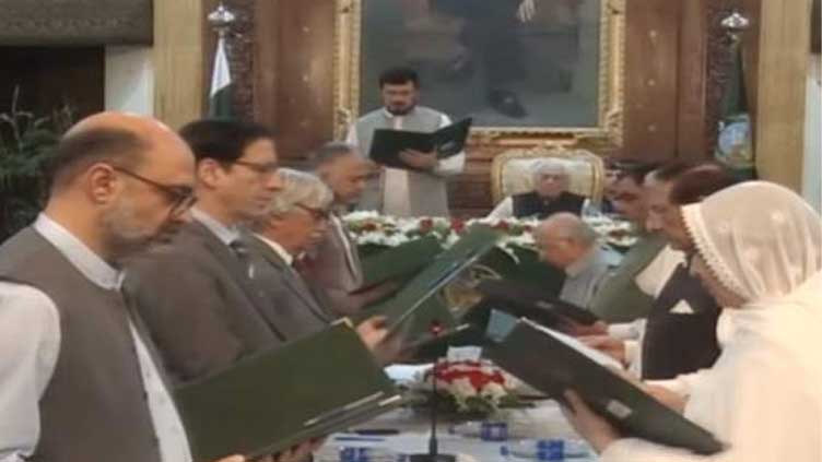 KP's nine-member caretaker cabinet takes oath