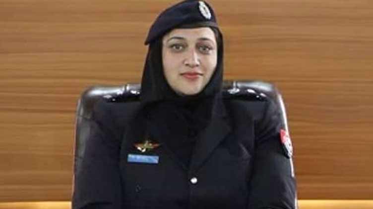 Pakistani police officer Sonia Shamroz wins international award