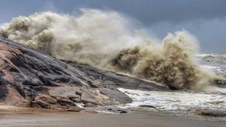 PMD issues alert for coastal areas of Pakistan against Cyclone TEJ