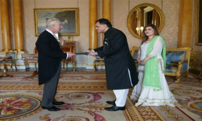 Pakistani High Commissioner to UK presents his credentials to King Charles