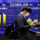 Asia stocks fall as Wall Street rally stalls