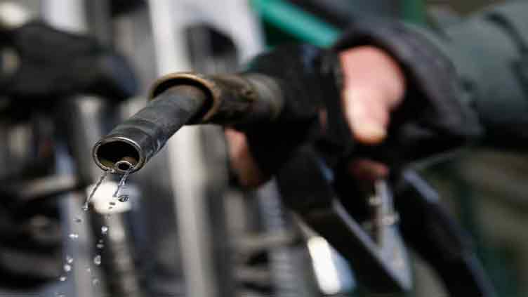 War on inflation: Hungary gives fuel traders two weeks to match regional average prices
