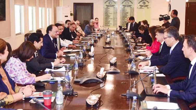 FinMin briefs IMF mission on economic targets