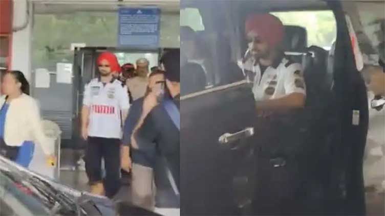 Fans surround Diljit at airport, video goes viral