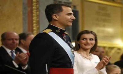 Crowd hurls mud, insults at Spanish royals, PM