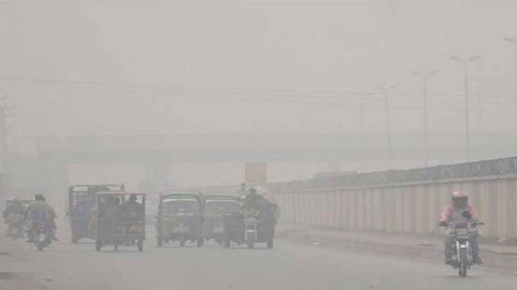 Smog with hazardous AQI persists, affecting lives across Punjab