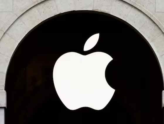 Apple approaches 4tr dollars valuation as investors bet on AI momentum