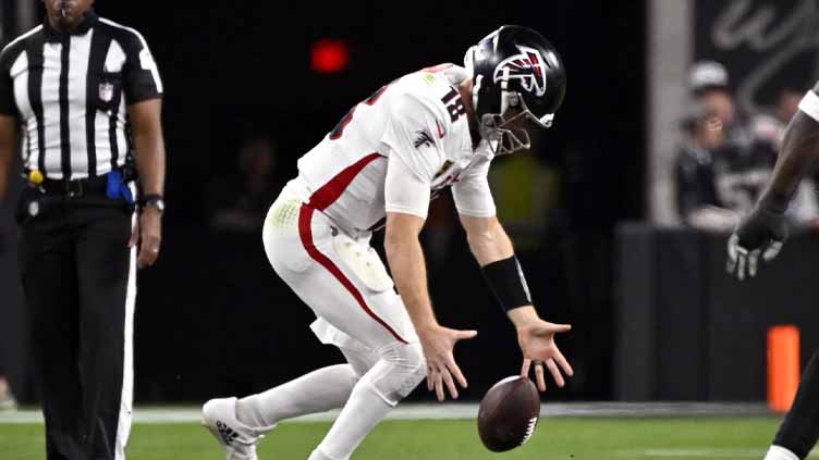 Falcons name rookie Michael Penix Jr. as starting QB, benching veteran Kirk Cousins