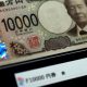 US inflation relief dents dollar, yen gains ahead of BOJ